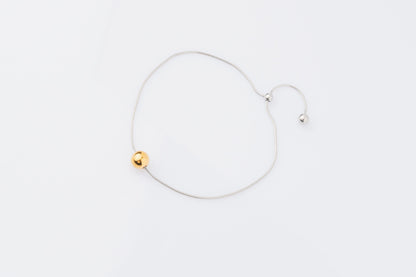 Anomi Quration: Que's Quorner - Fearless Bond Bracelet