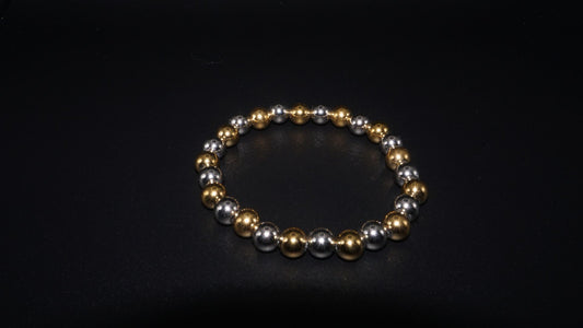 Anomi Quration: Unstoppable Confidence - Infinite Harmony Bracelet