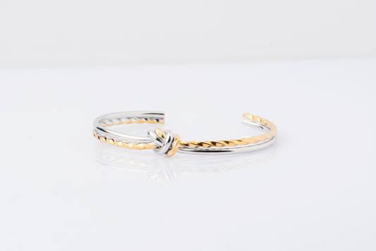 Anomi Quration: Elevated Elegance - Locked in Strength Bangle