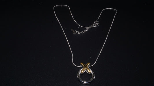 Anomi Quration: Elevated Elegance - Embracing Love Necklace