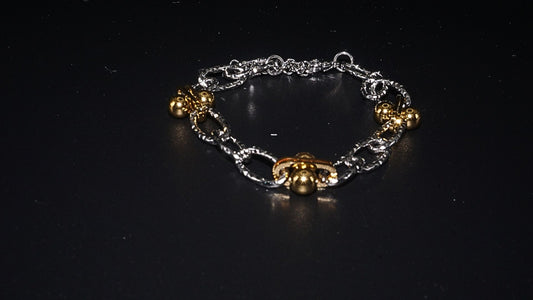 Anomi Quration: Unstoppable Confidence - Unified Duo Bracelet