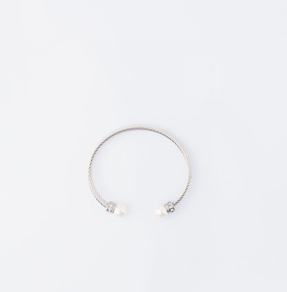 Aura Quration: Everyday Beauty - Twisting it Up Bangle Cuff