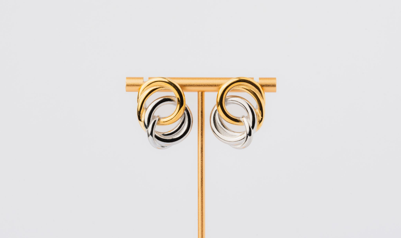 Anomi Quration: Elevated Elegance - Unity Loop Earrings