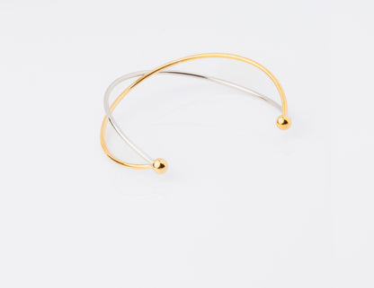 Anomi Quration: Everyday Beauty - Balanced Bangle