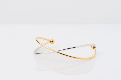 Anomi Quration: Everyday Beauty - Balanced Bangle