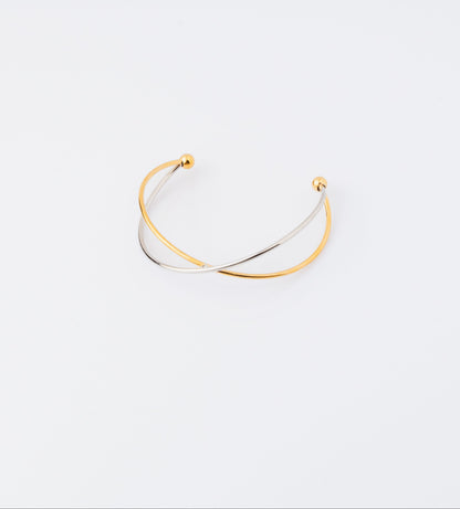 Anomi Quration: Everyday Beauty - Balanced Bangle