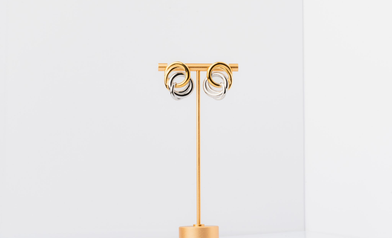 Anomi Quration: Elevated Elegance - Unity Loop Earrings