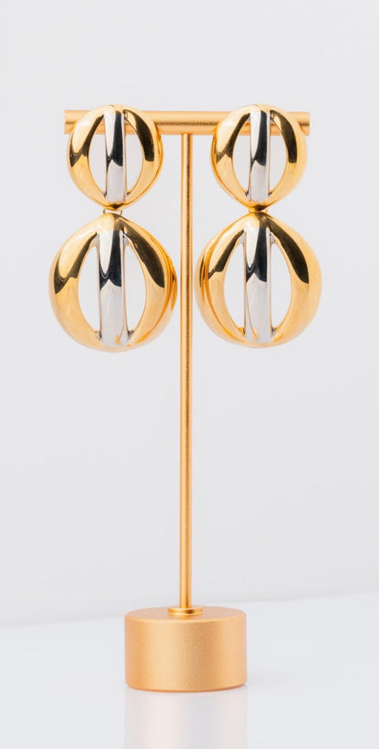 Anomi Quration: Unstoppable Confidence - Triumphant Essence Earrings